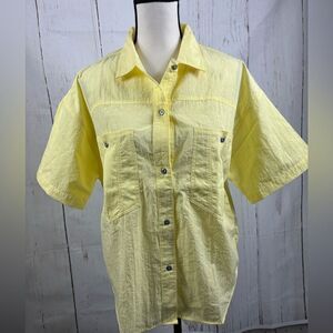‼️final must bundle‼️ NWT Just Cristina Women’s Shirt Button Down Yellow